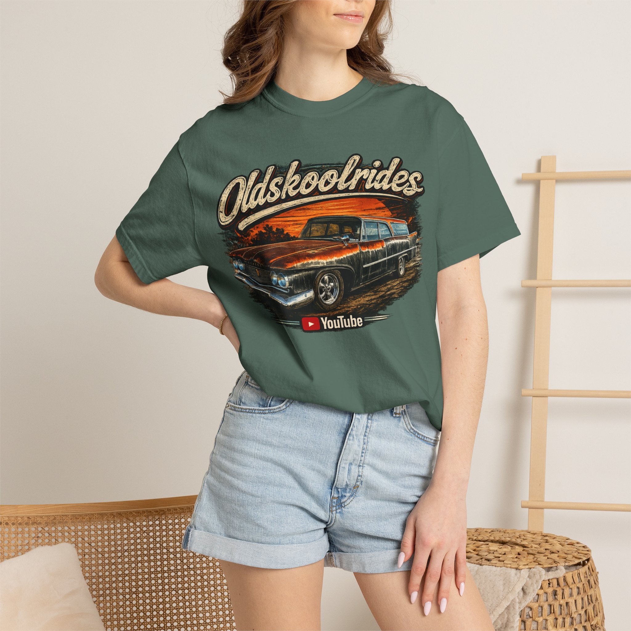 OldSkoolWagon Front design T-shirt