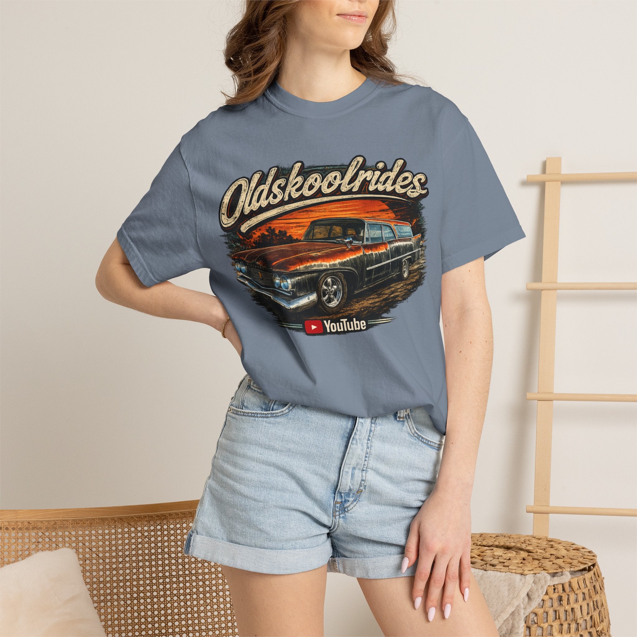 OldSkoolWagon Front design T-shirt